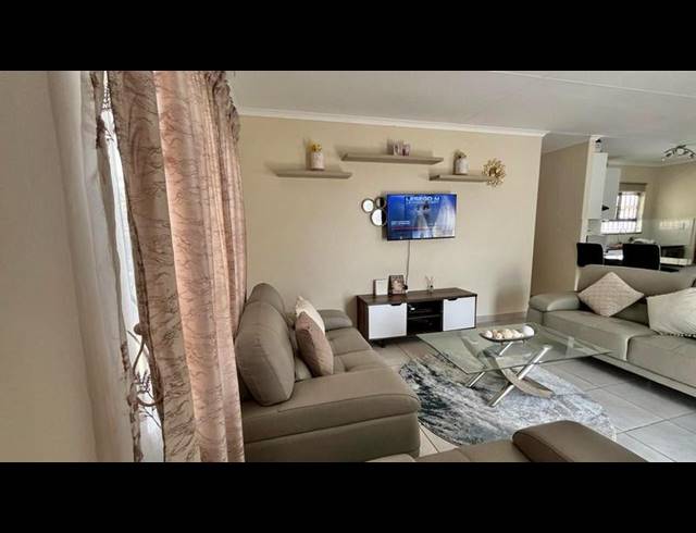 3 BEDROOM PROPERTY TO RENT IN BISHOPSTOWE